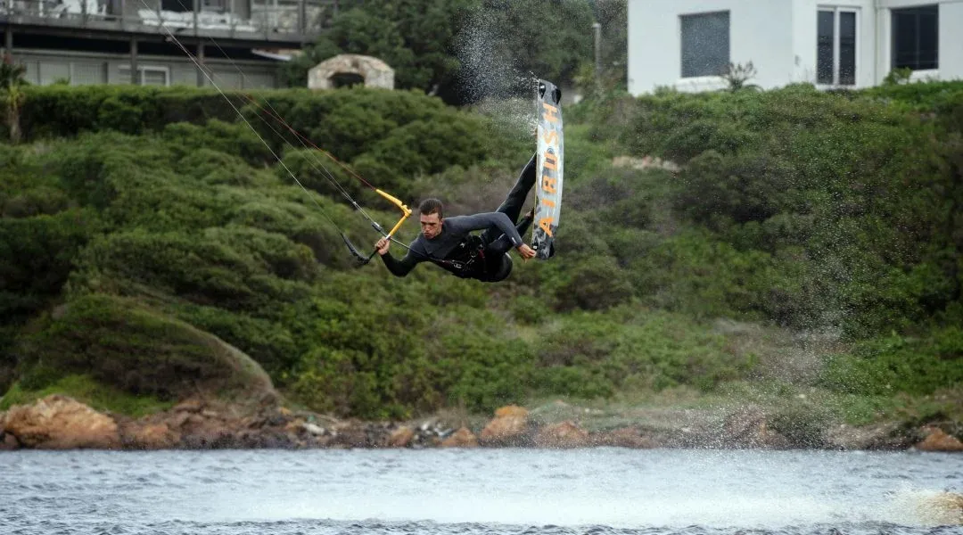 Airush Apex Team prancha de kitesurf — foto oficial do produto