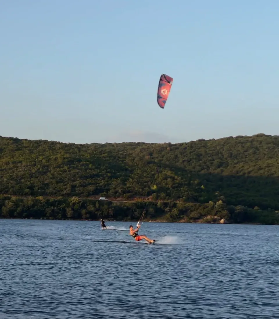 Kitesurfen lernen an einem Flachwasserspot
